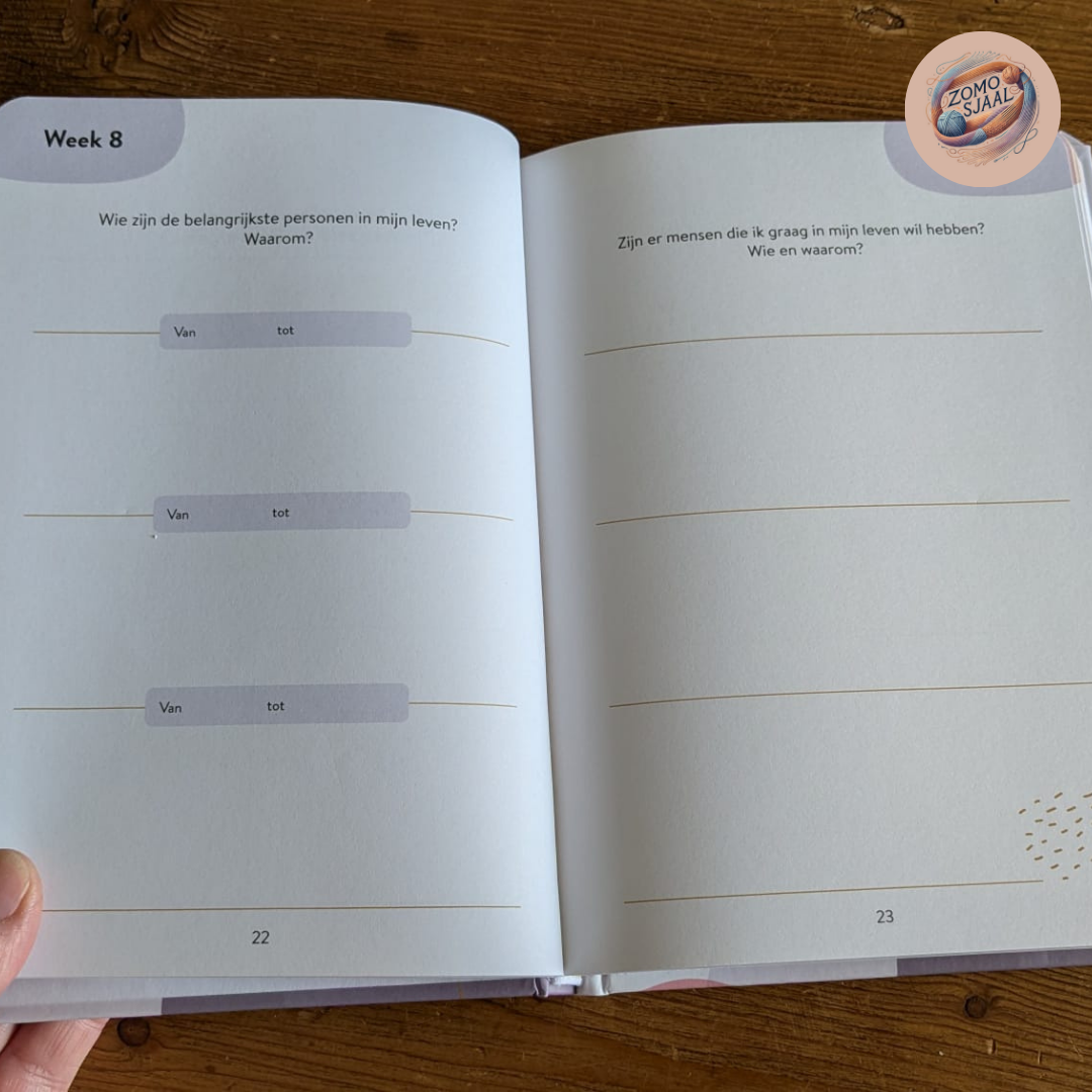 Handgebreide Cadeauset: Sjaal van Acryl + Mijn Dagboek voor 3 jaar - "ZoMoSnaxle"