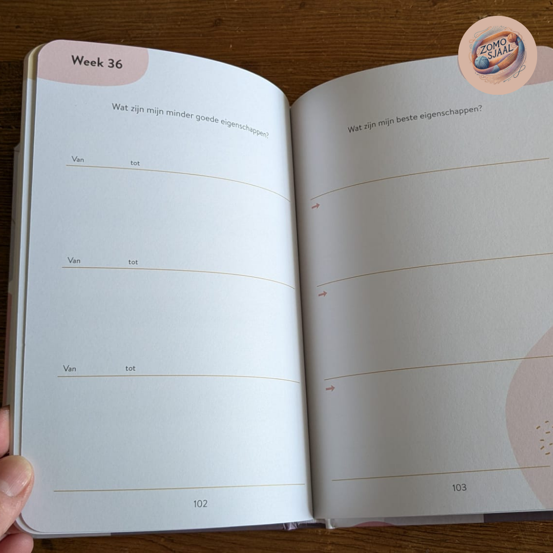 Handgebreide Cadeauset: Sjaal van Acryl + Mijn Dagboek voor 3 jaar - "ZoMoSnaxle"